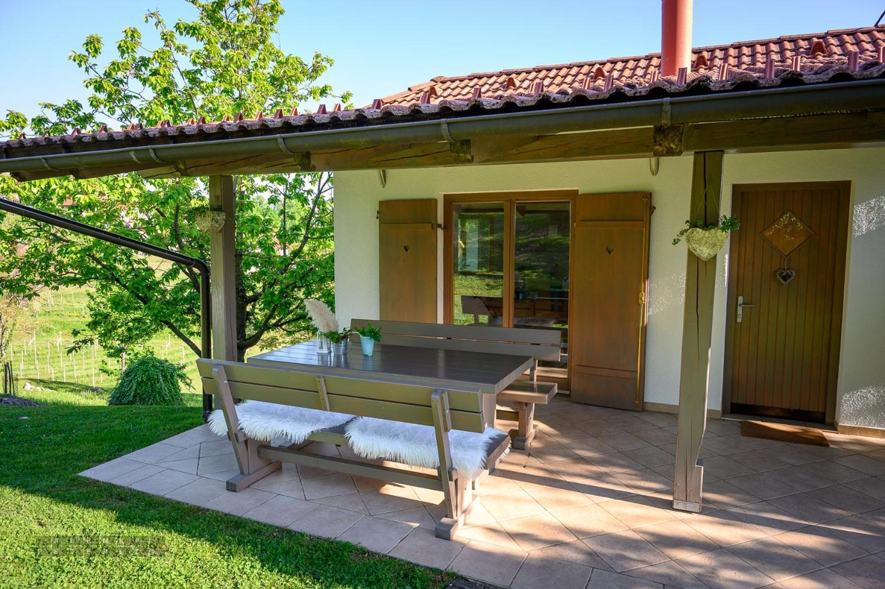 Vineyard Cottage Klemencic Novo Mesto Buitenkant foto